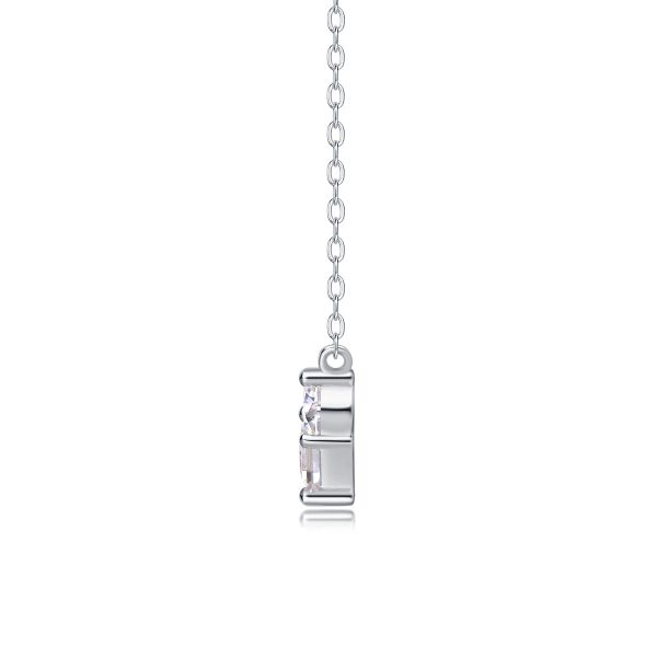 Love In The Present - A Fashionable And Trendy Necklace Pendant Set With Top-quality Moissanite S925 Silver And Platinum Plating Can Be Tested With A Diamond Pen