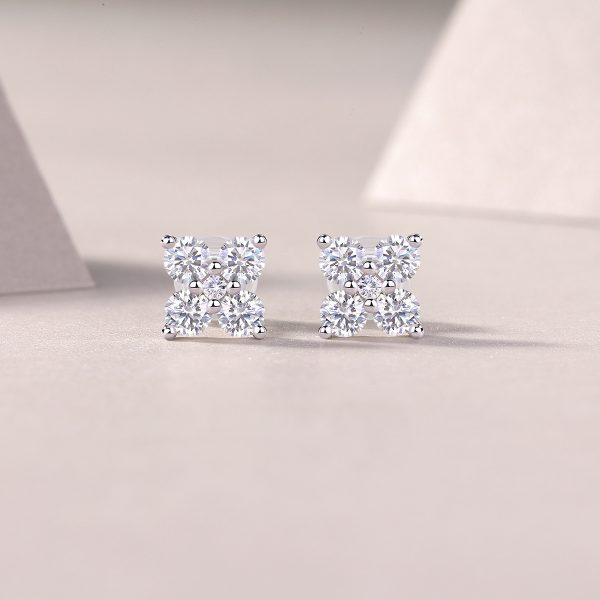 4f73bdaf-9ae5-4157-a1bf-cd0de06df417.jpg Sweetheart French - Earrings Set With Top-quality Moissanite S925, Silver And Platinum-plated Stud Earrings, A Fashionable And Trendy Accessory That Can Be Tested With A Diamond Pen