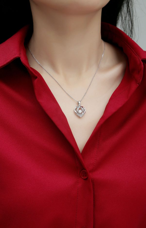 9aa08c5c-36fa-4fe5-b1f9-d96bcee51045.jpg With You In My Heart - A Fashionable And Trendy Necklace Pendant Set With Top-quality Moissanite S925, Silver And Platinum-plated, Can Be Tested With A Diamond Pen