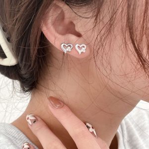 S925 Sterling Silver Tiny Heart Zircon Stud Earrings