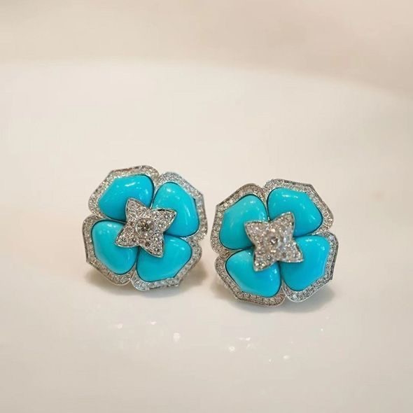 Turquoise-look Stud Earrings Made Of Copper